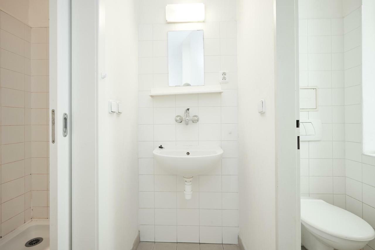 Hostel Mikoláše Alše Prága Kültér fotó
